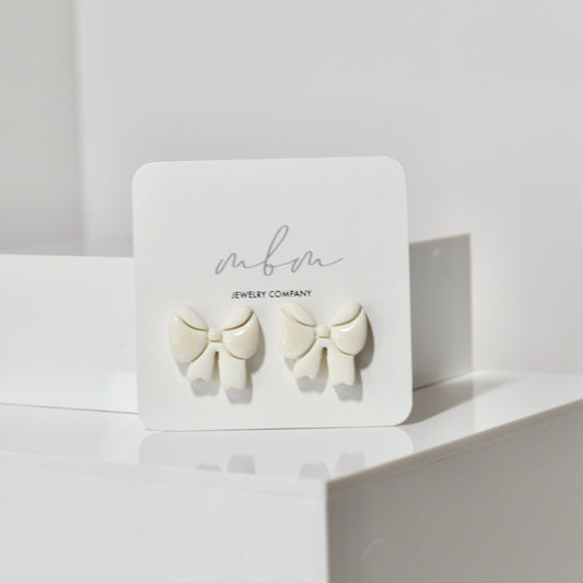 Sheri White Bows
